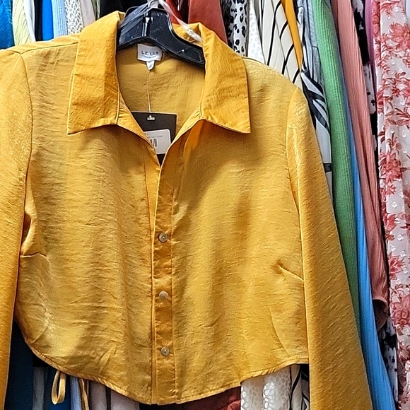 Nwt - Picture 5 of 5